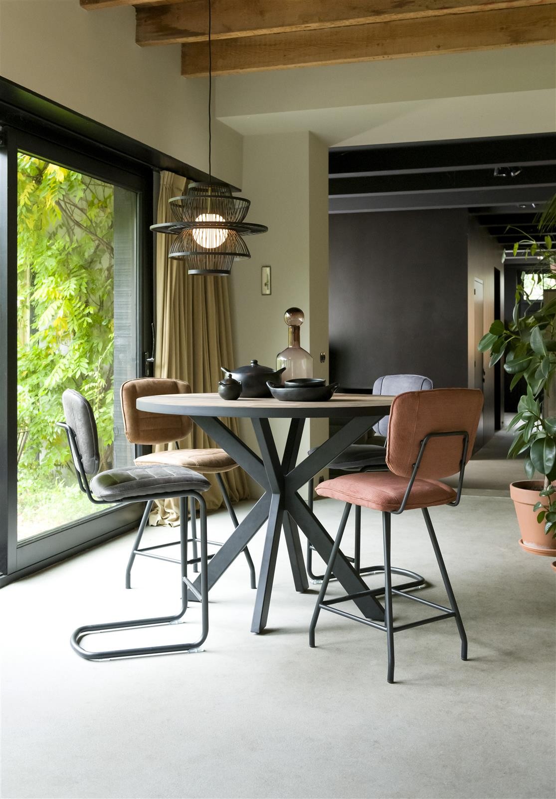 Henders-hazel-table-haute-avalox