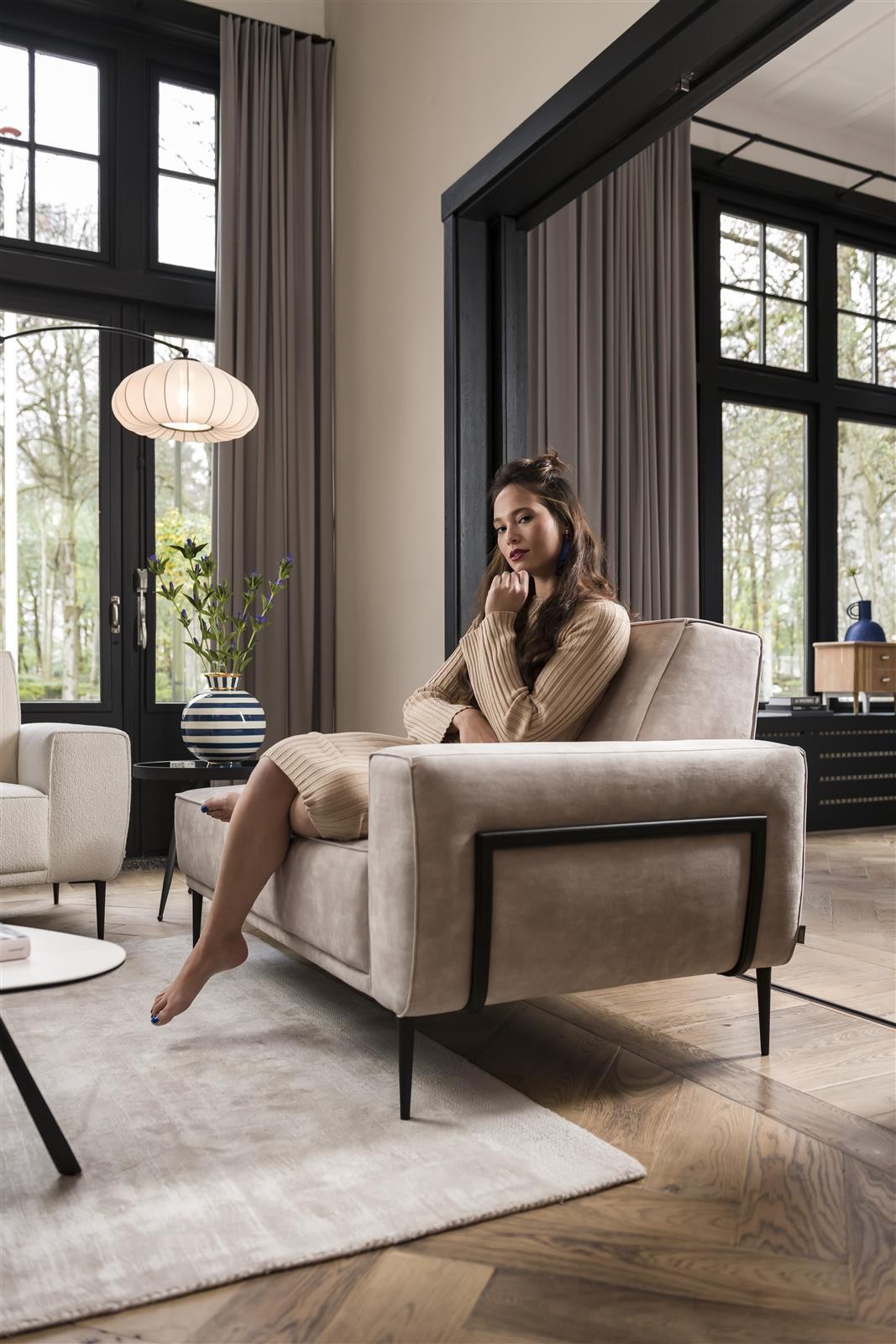 Xooon-Puglia_divan_model_close-up_5