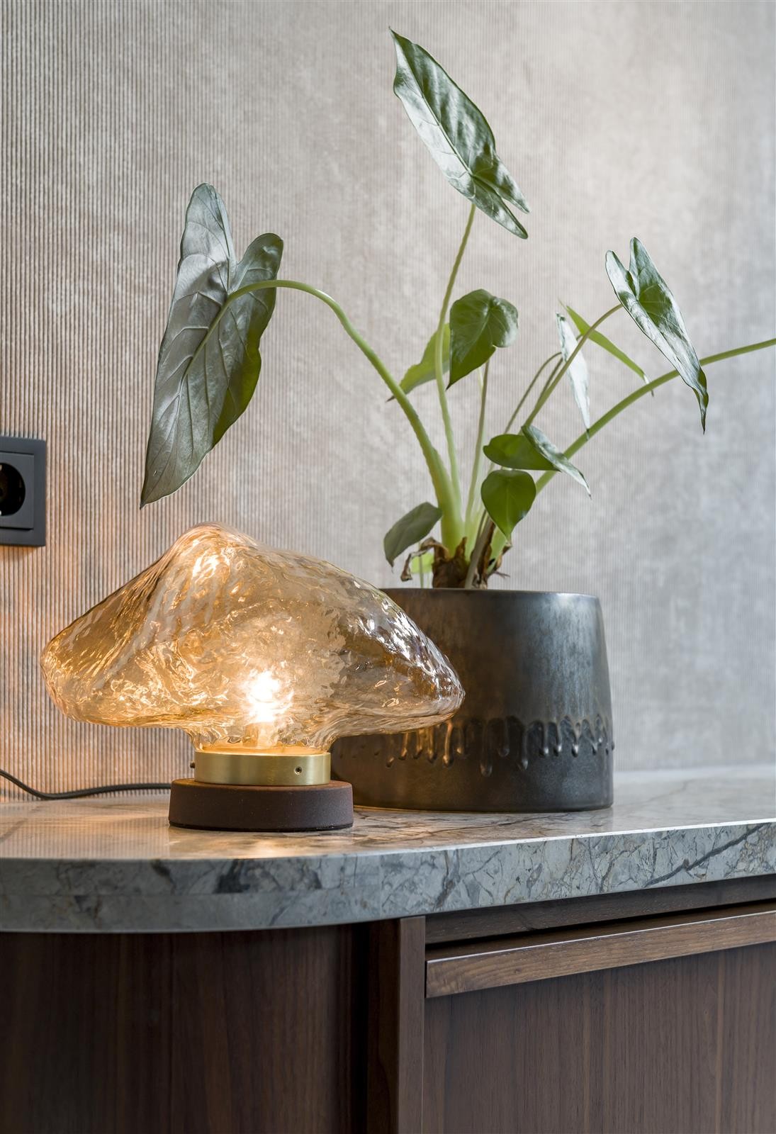 Xooon-Lara_pot_48027BRU_Cali_tafellamp_AAN