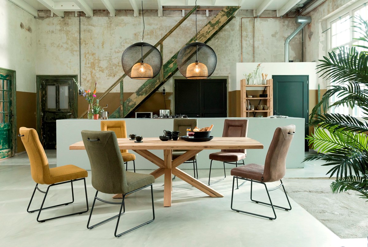 henders-hazel-table-Maitre-Maestro-01