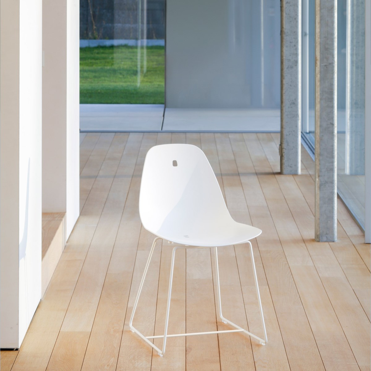 Joli-chaise-Marguerite-01