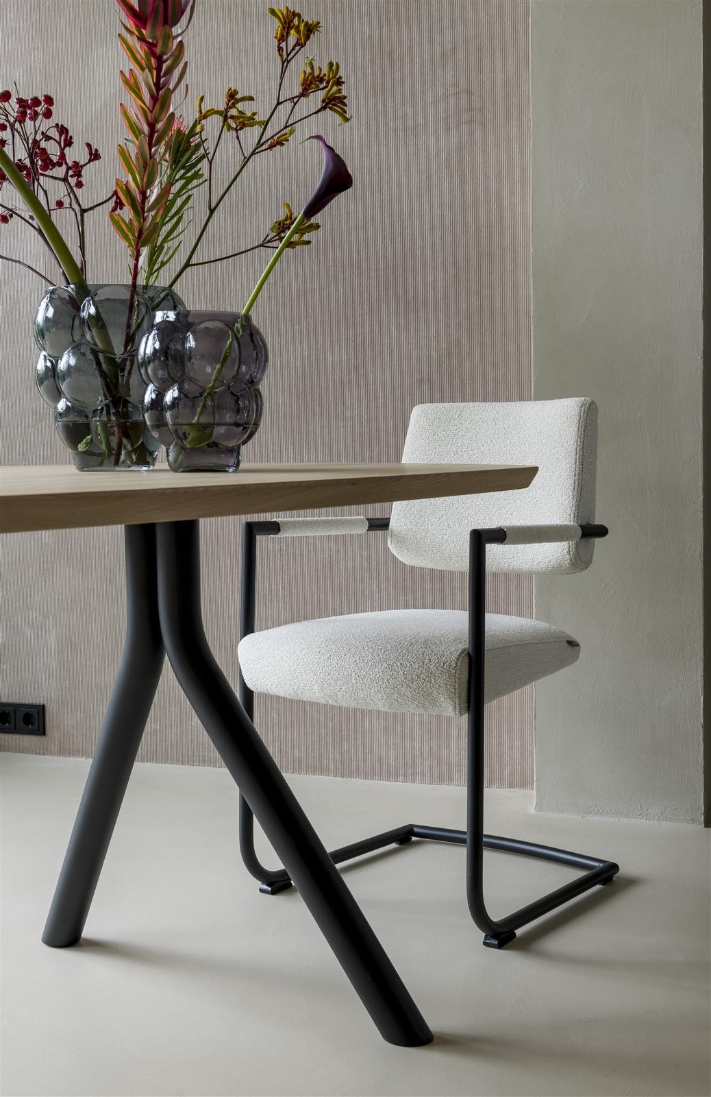 Xooon-Arvada_zeno_detail_47978ANT_Izzy_47979BLW